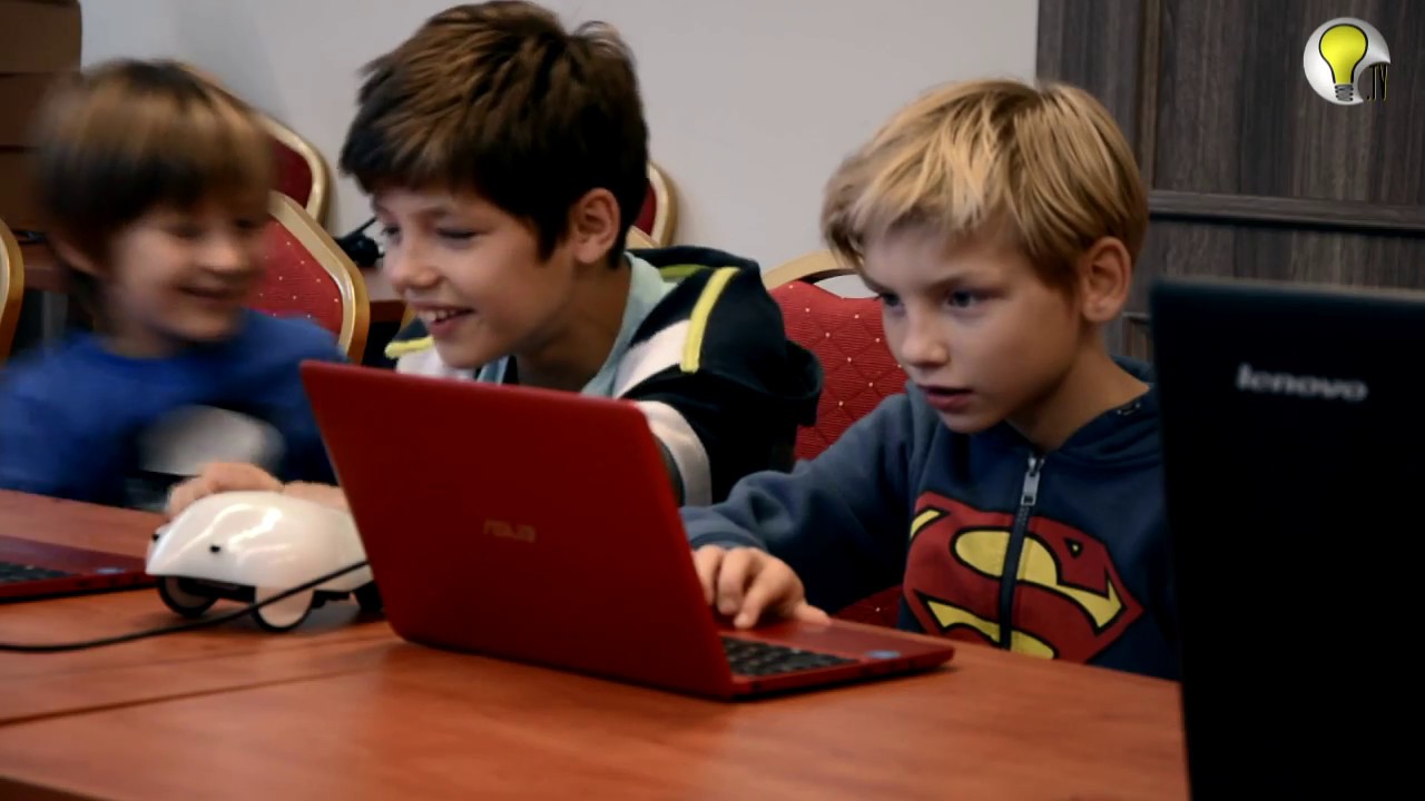 DAJMY ŚWIATU SZKOŁĘ