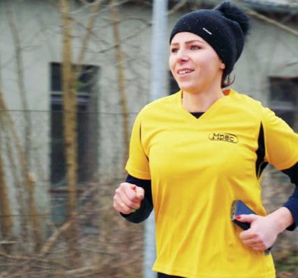 BIEGIEM DO ZIMNEJ WODY