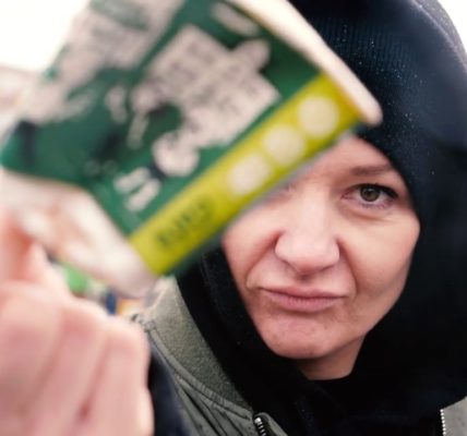 ŚMIETNIKI WRÓCIŁY