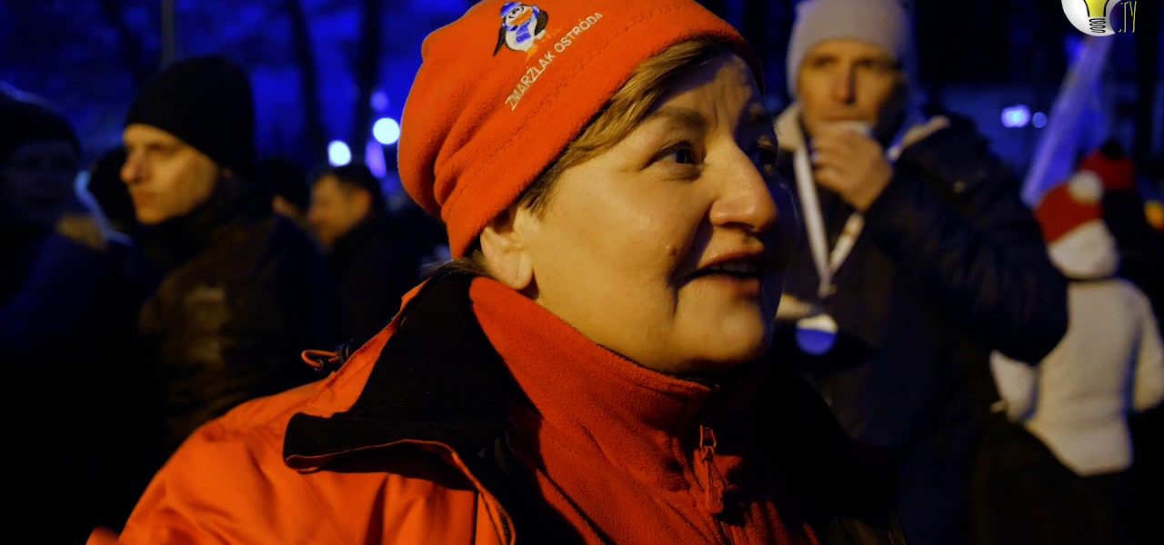 NOCNA KĄPIEL MORSÓW