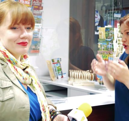 PŁYNIEMY JEDNĄ ŁÓDKĄ: BRAKUJE AUTOBUSÓW PEŁNYCH TURYSTÓW