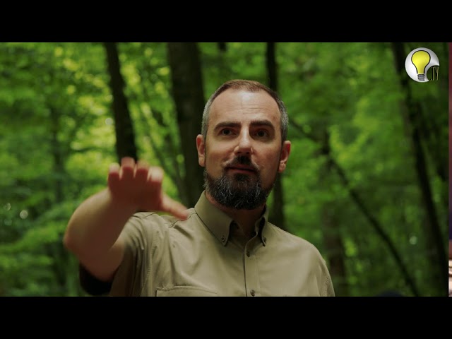 STARE UMIERA, RODZI SIĘ NOWE