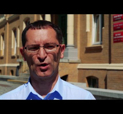 POSPRZĄTAJ PO SWOIM PSIE